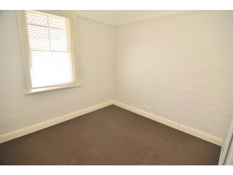 37 Calero Street, Lithgow NSW 2790