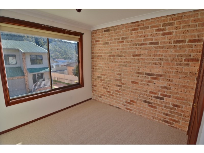 2/18 Redgate Street, Lithgow NSW 2790