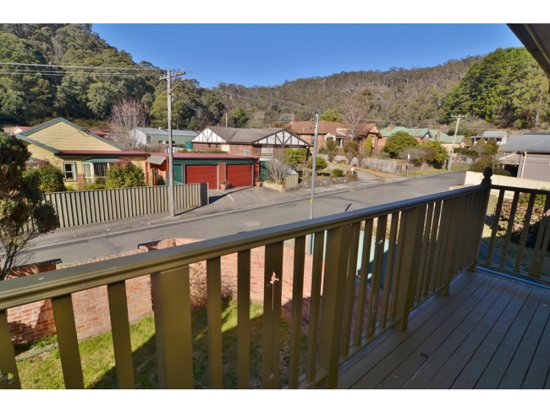 2/18 Redgate Street, Lithgow NSW 2790