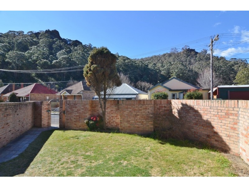 2/18 Redgate Street, Lithgow NSW 2790