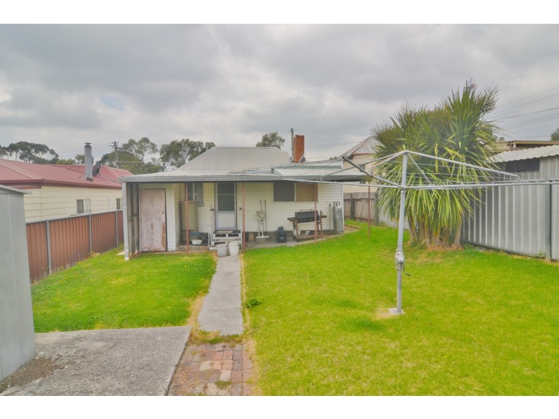 11 Cox Street, Portland NSW 2847