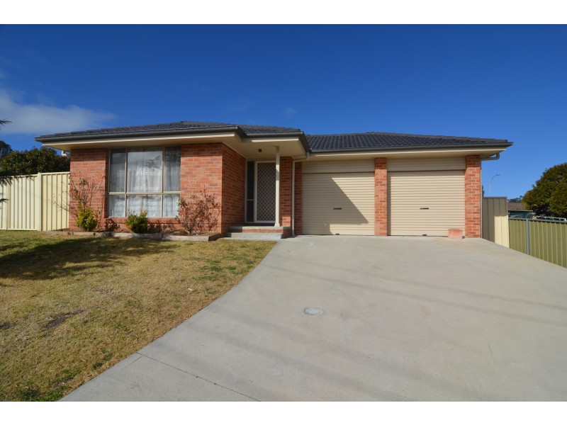 94 Landa Street, Lithgow NSW 2790