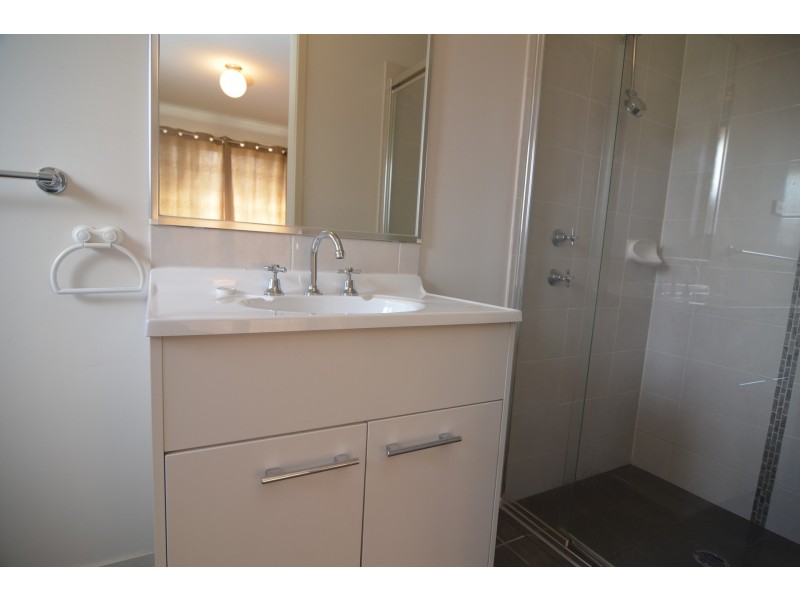 94 Landa Street, Lithgow NSW 2790