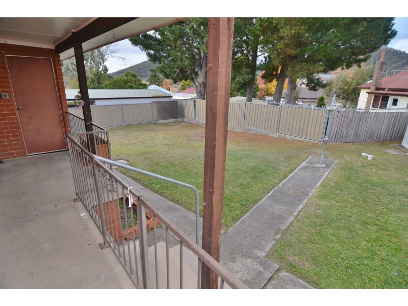 19 Tweed Road, Lithgow NSW 2790