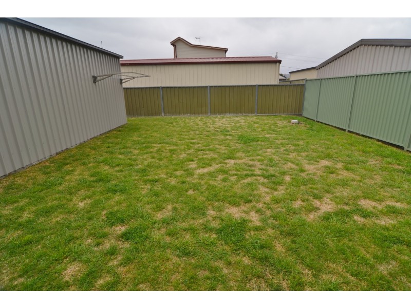 33 Martini Parade, Lithgow NSW 2790