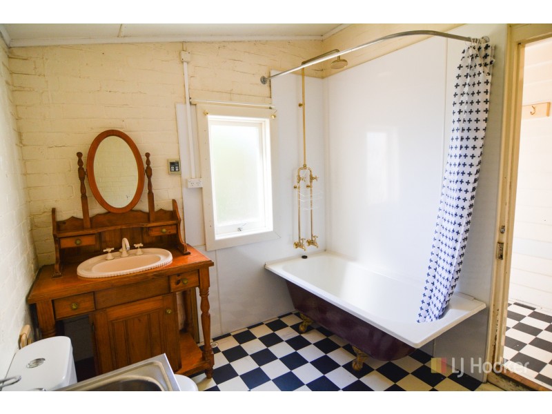 23 Cox Street, Portland NSW 2847