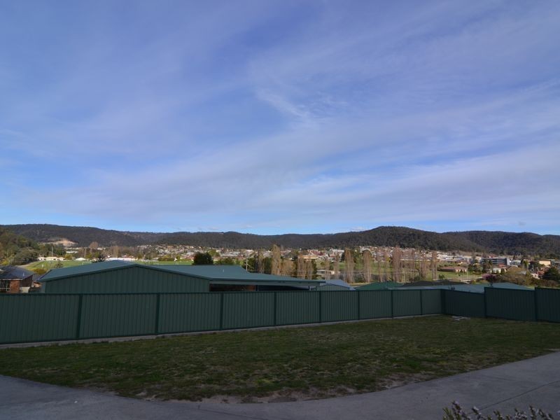 14b Wilton Close, Lithgow NSW 2790