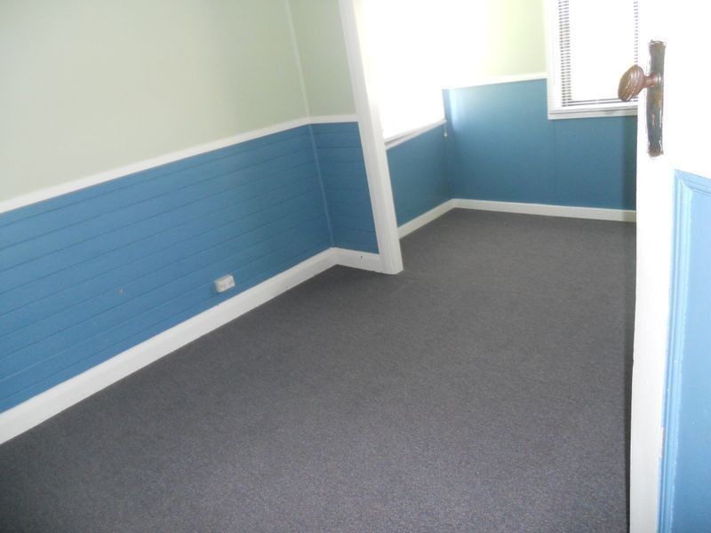 8 Read Avenue, Lithgow NSW 2790