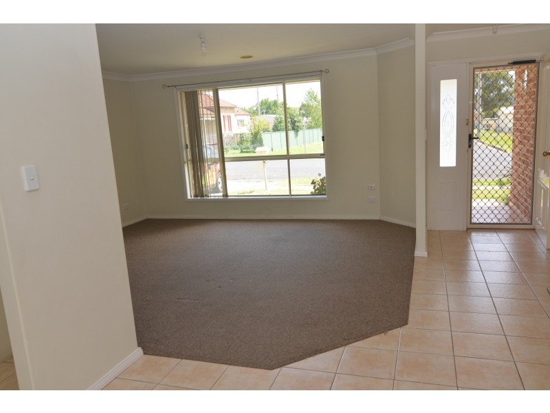11 Sandford Avenue, Lithgow NSW 2790