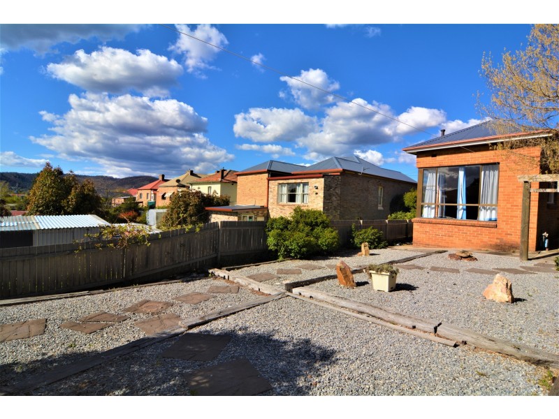16 Wrights Road, Lithgow NSW 2790