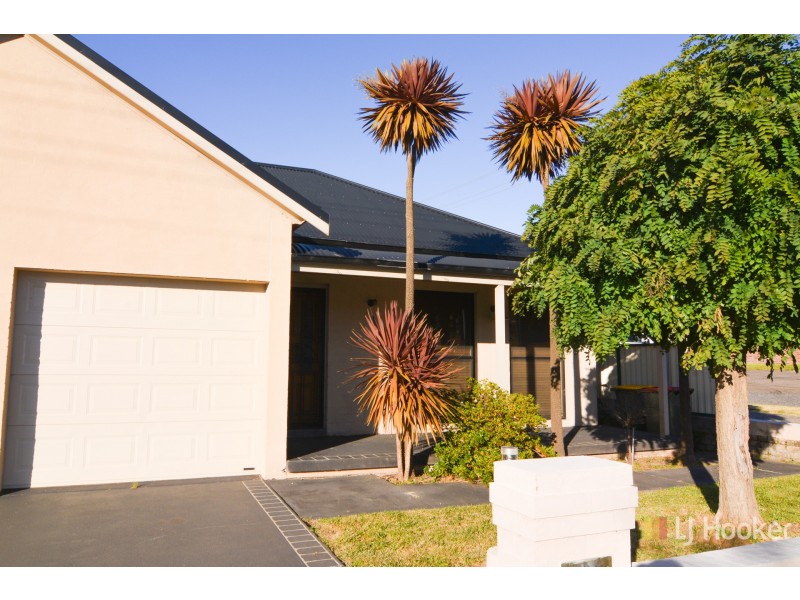 4/19 Cook Street, Lithgow NSW 2790