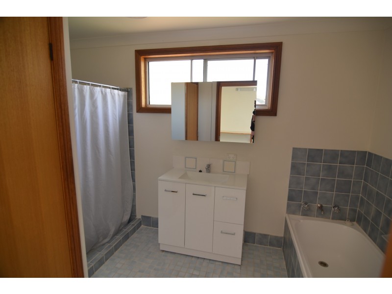 13 Atkinson Street, Lithgow NSW 2790