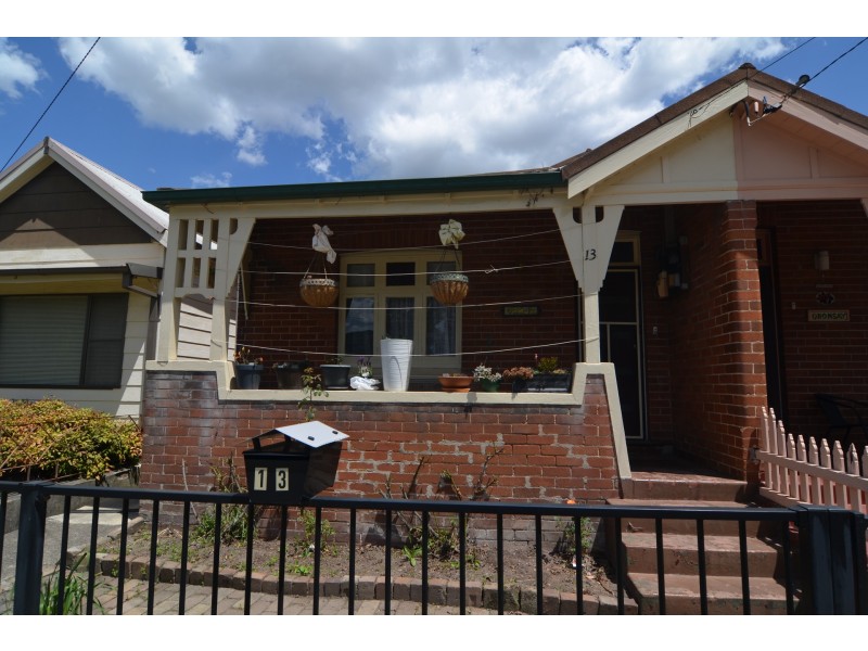13 Atkinson Street, Lithgow NSW 2790