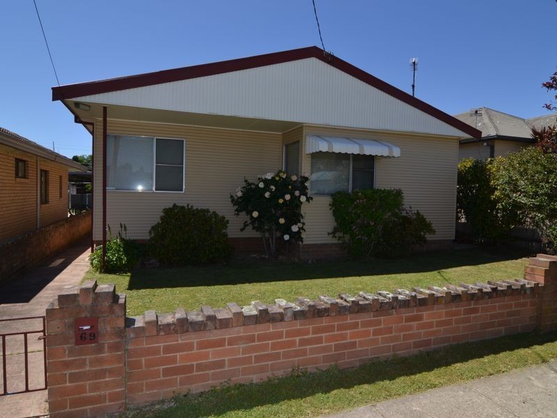 69 Rifle Parade, Lithgow NSW 2790