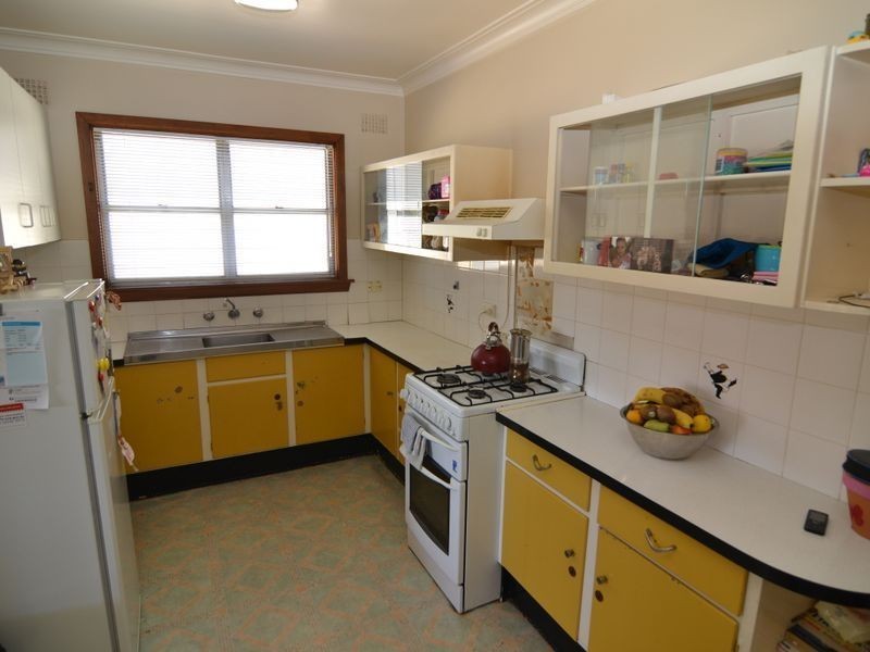 69 Rifle Parade, Lithgow NSW 2790
