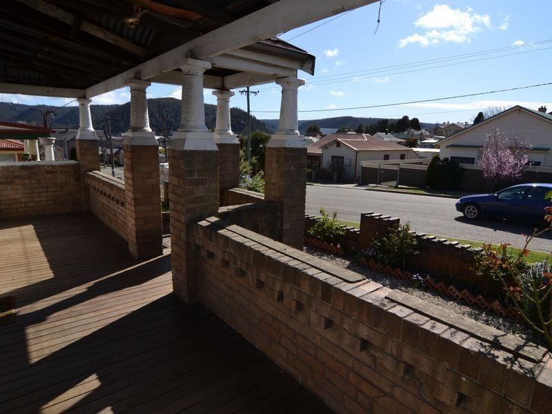 20 Cook Street, Lithgow NSW 2790