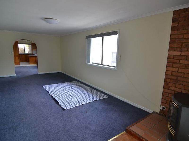 35 Chifley Road, Lithgow NSW 2790