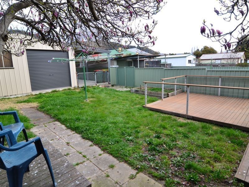 17 Chifley Road, Lithgow NSW 2790