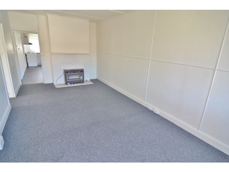 33 Lett Street, Lithgow NSW 2790