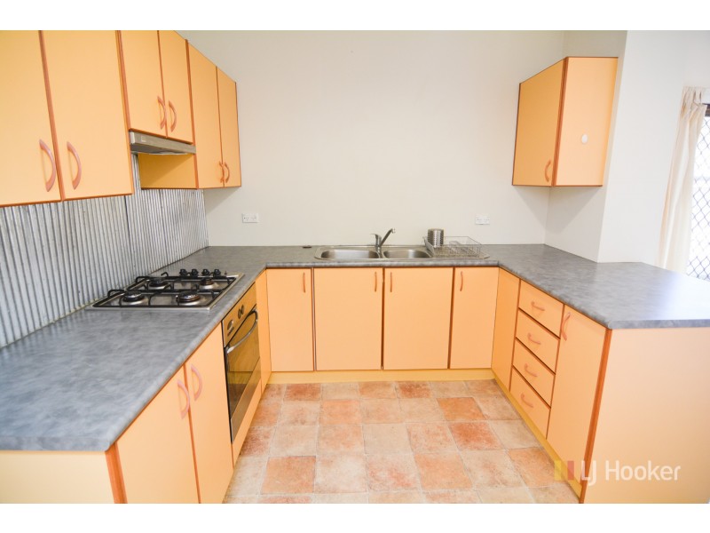 11 Bragg Street, Lithgow NSW 2790