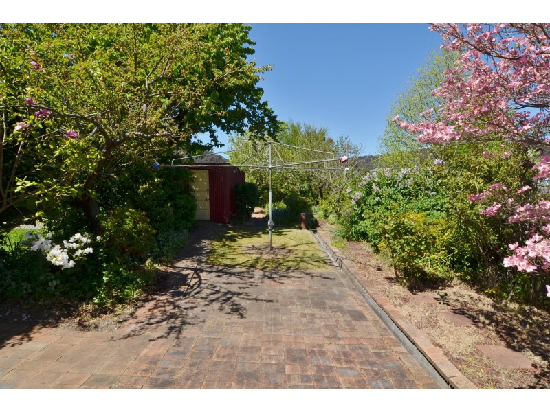 17 Guy Street, Lithgow NSW 2790
