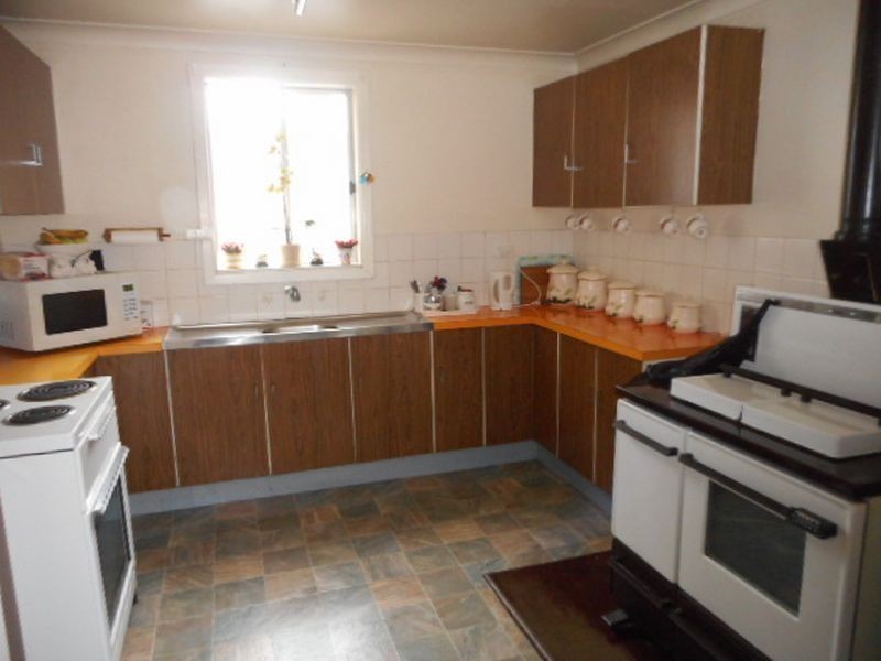 143 Hassans Walls Road, Lithgow NSW 2790