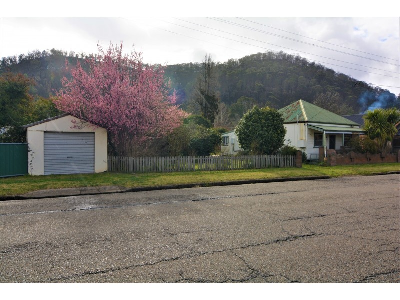 22 Coalbrook Street, Lithgow NSW 2790