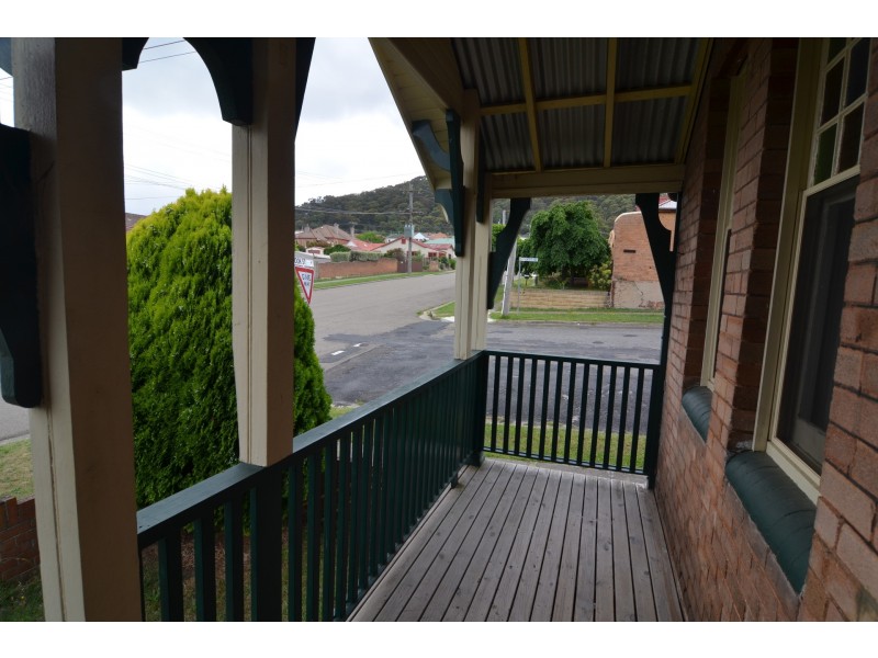 42 Cook Street, Lithgow NSW 2790