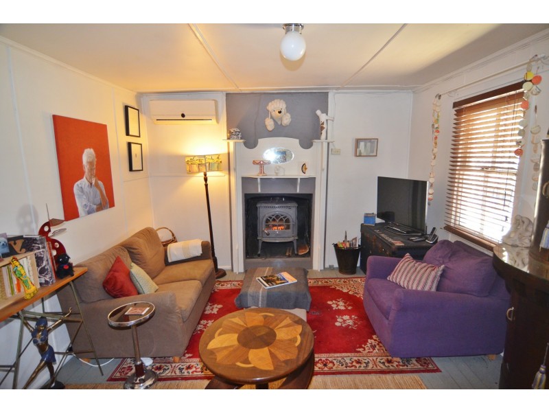 1 Purchas Street, Portland NSW 2847