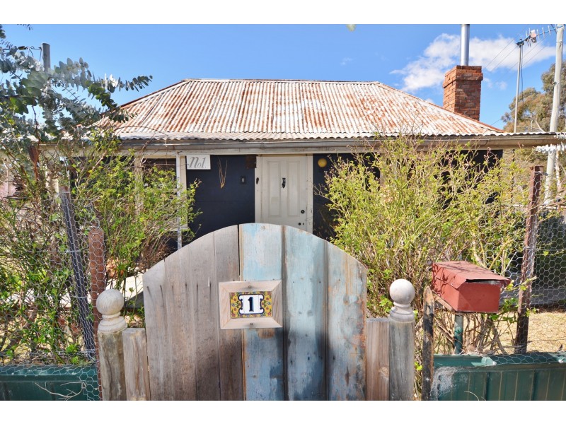 1 Purchas Street, Portland NSW 2847