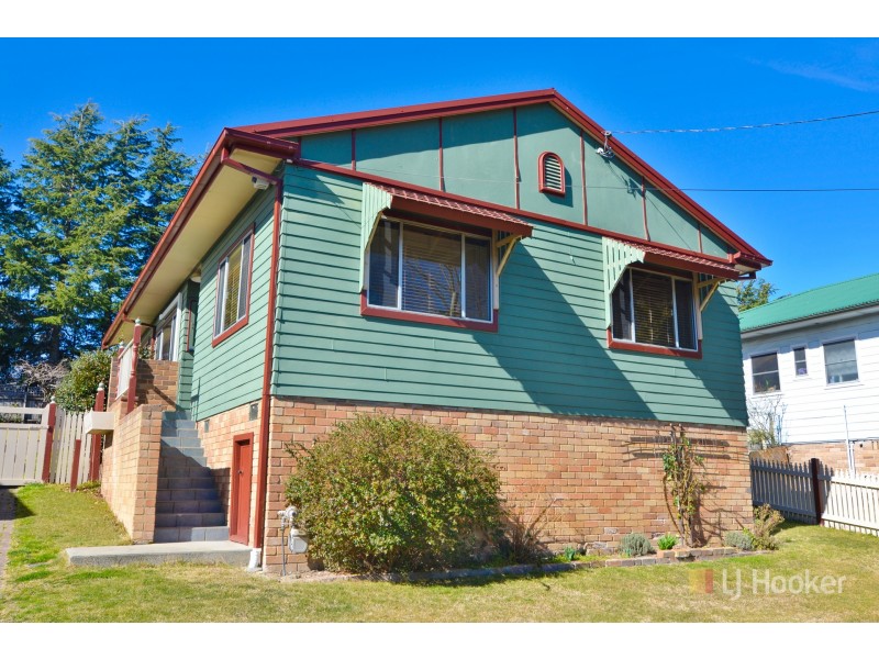 9 Andrew Street, Lithgow NSW 2790