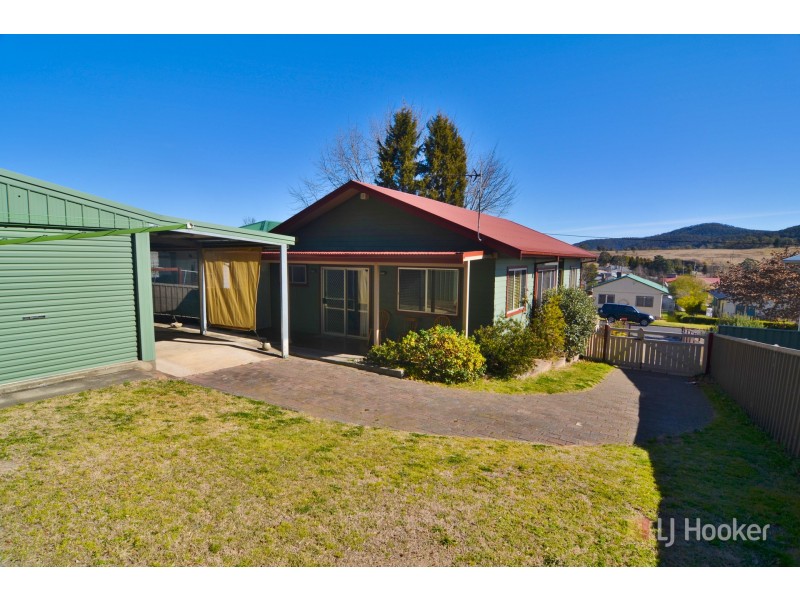 9 Andrew Street, Lithgow NSW 2790