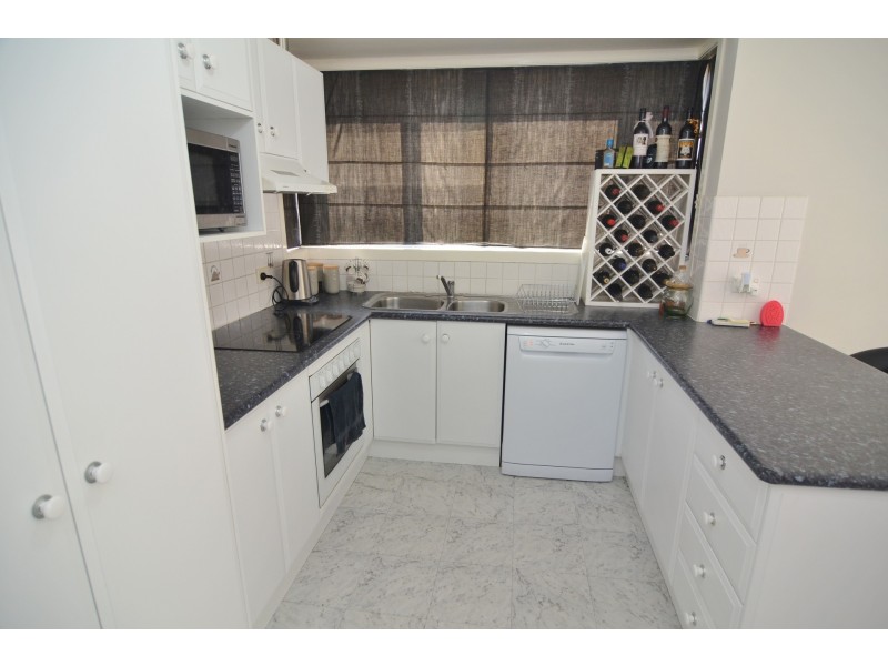 4 Claret Ash Avenue, Lithgow NSW 2790