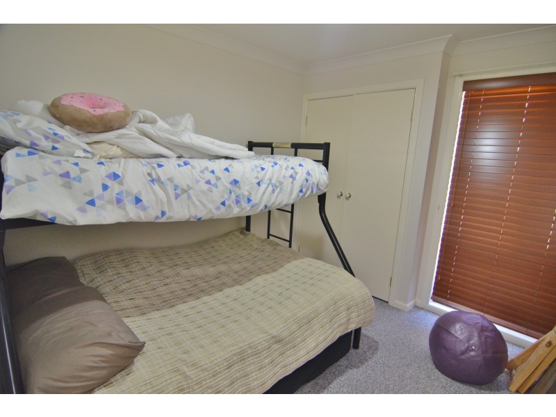 4 Claret Ash Avenue, Lithgow NSW 2790