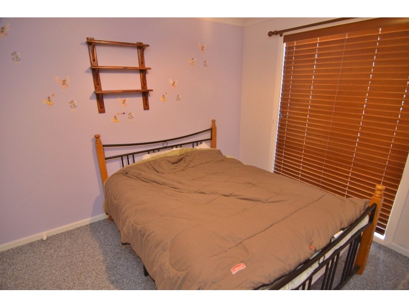 4 Claret Ash Avenue, Lithgow NSW 2790