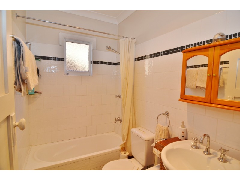 13 King Street, Lithgow NSW 2790