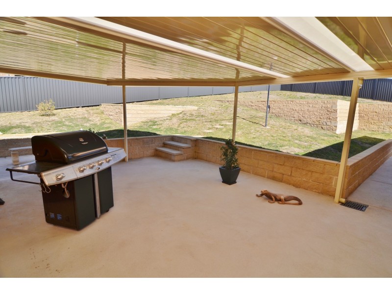 10 Kirby Avenue, Lithgow NSW 2790