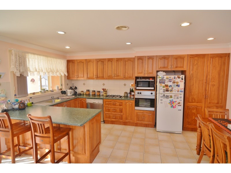 118 Bells Road, Lithgow NSW 2790