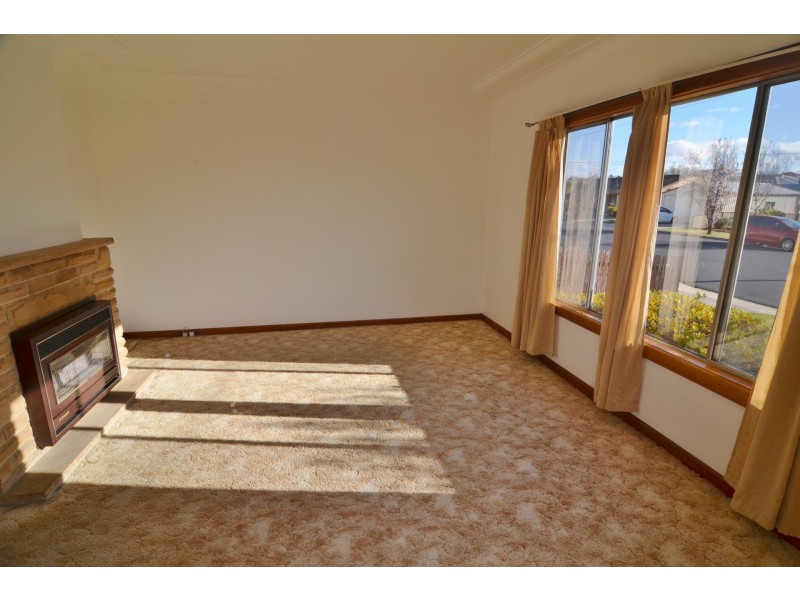 95 Rifle Parade, Lithgow NSW 2790