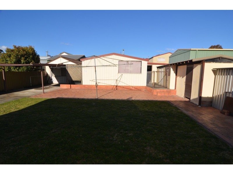 95 Rifle Parade, Lithgow NSW 2790