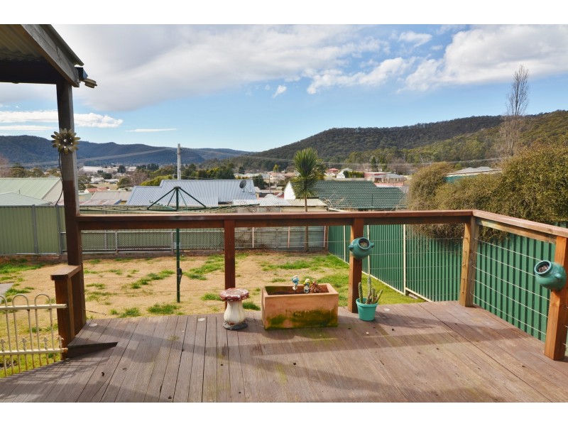 10 Fourth Street, Lithgow NSW 2790