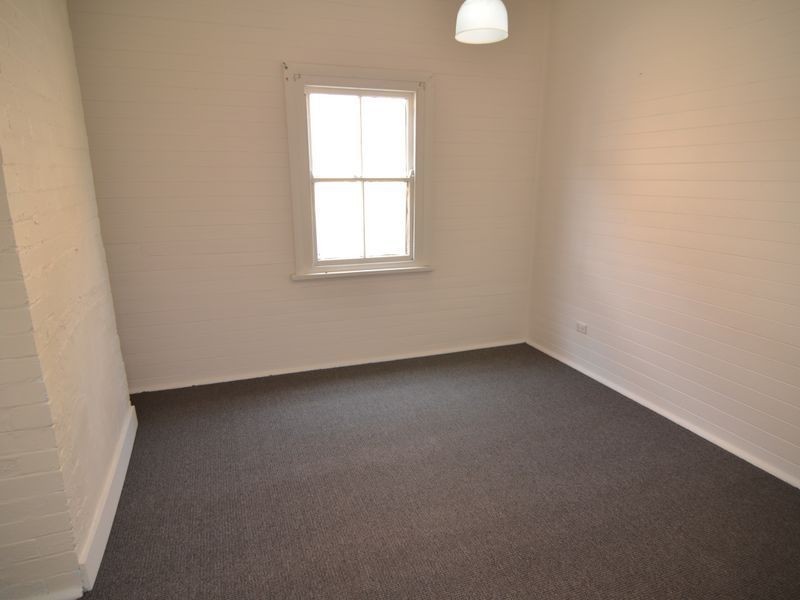 39 Calero Street, Lithgow NSW 2790