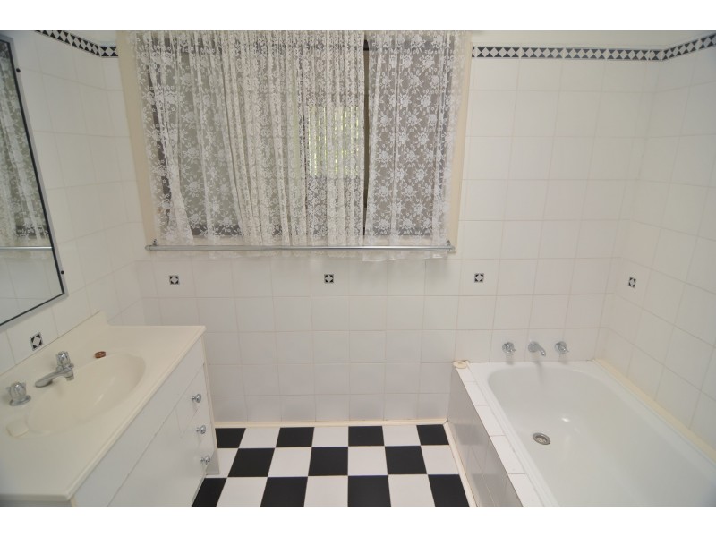 3 Hillrange Crescent, Lithgow NSW 2790