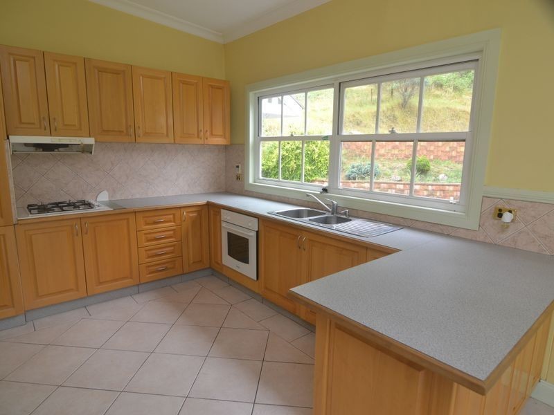 35 Ramsay Street, Lithgow NSW 2790