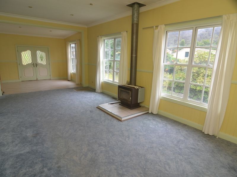 35 Ramsay Street, Lithgow NSW 2790