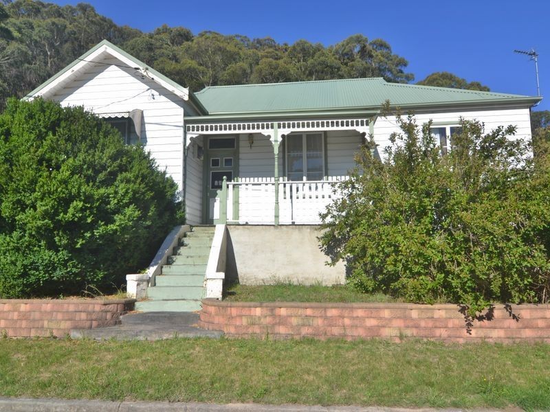 35 Ramsay Street, Lithgow NSW 2790
