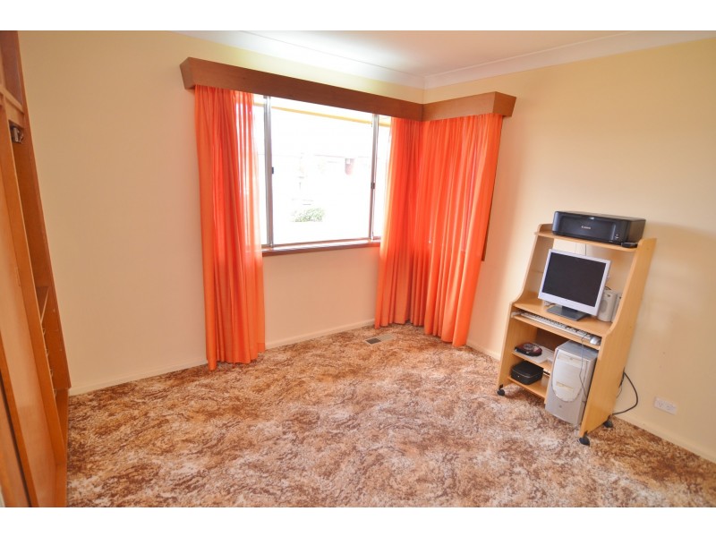 8 Rifle Parade, Lithgow NSW 2790