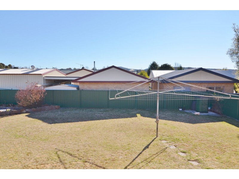 8 Rifle Parade, Lithgow NSW 2790