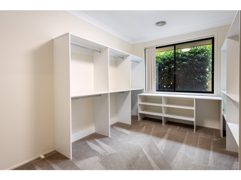9 Acer Place, South Bowenfels NSW 2790