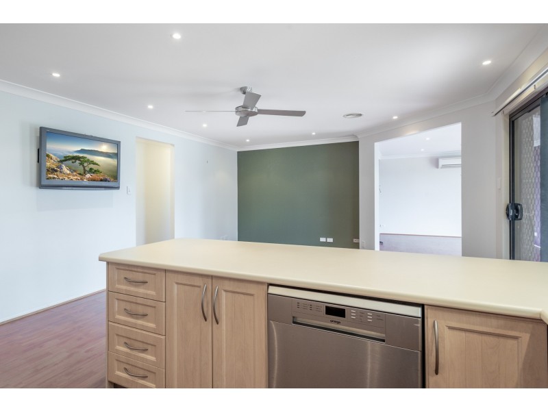 9 Acer Place, South Bowenfels NSW 2790